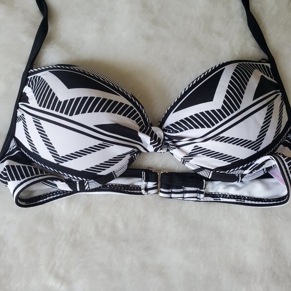 XHILARATION PUSH UP HALTER SWIMSUIT TOP - Picture 2 of 4